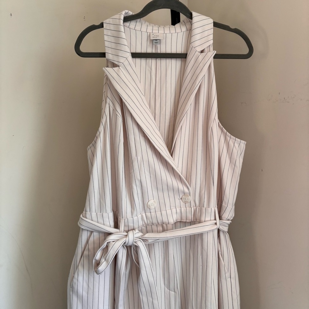 a new day White Pinstripe Sleeveless V-Neck Wide-Leg Jumpsuit - Picture 3 of 9